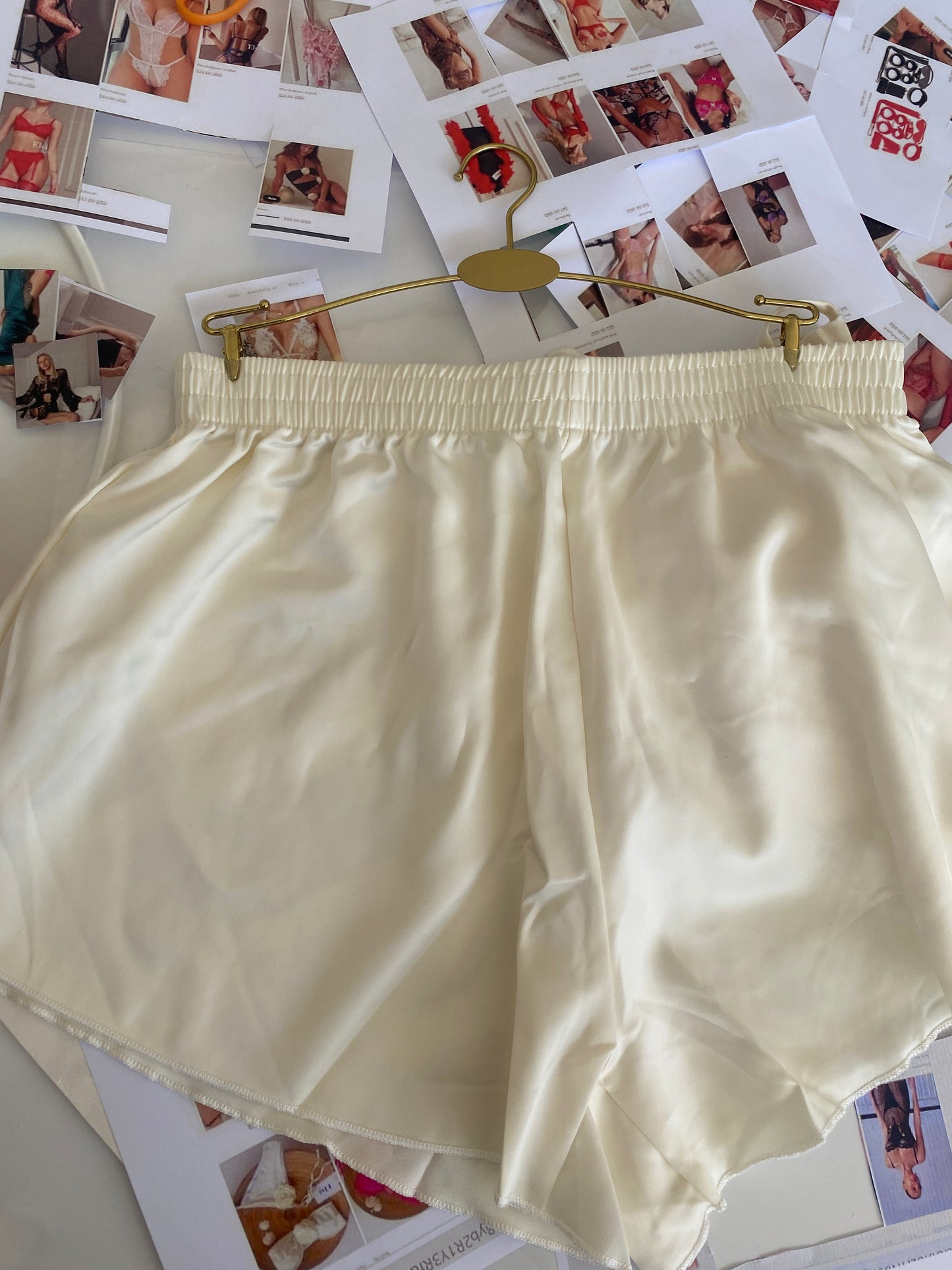 Bella Silk set ( not white)