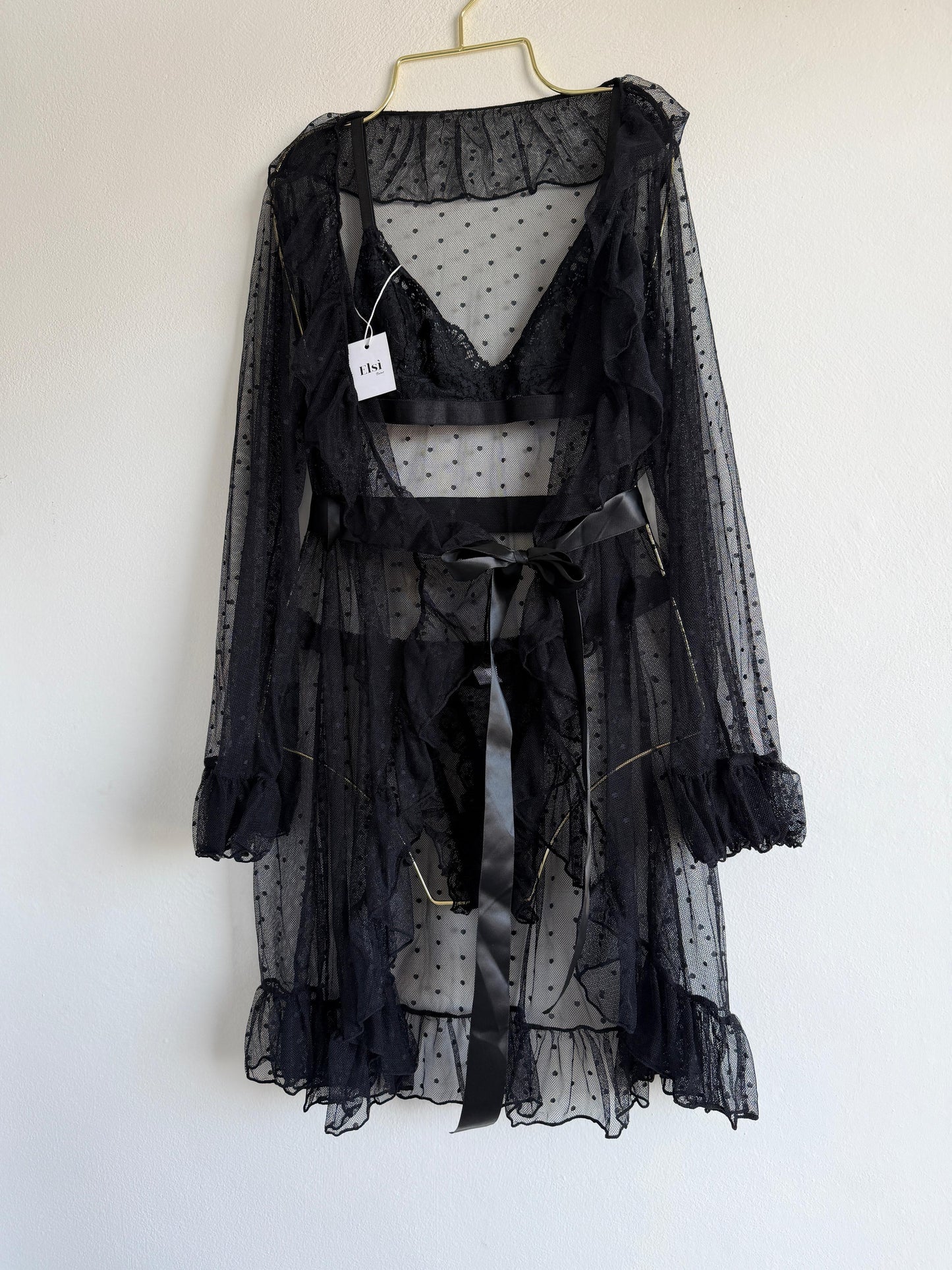 Alina set in black (full set)