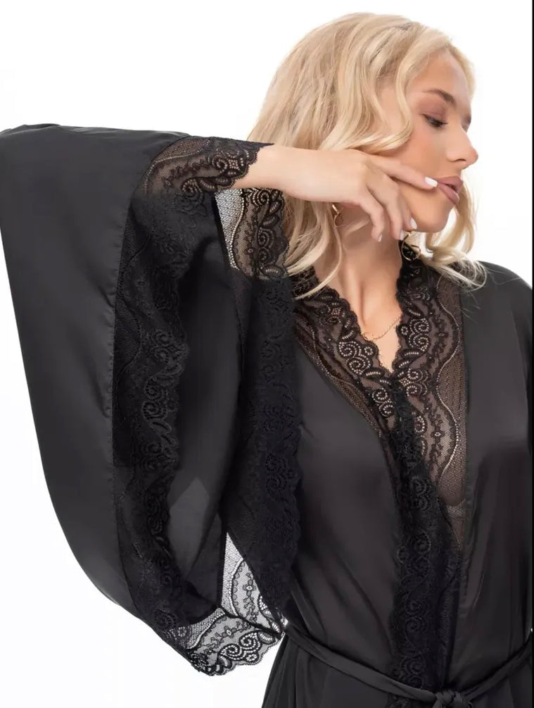 Lindy silk robe in black