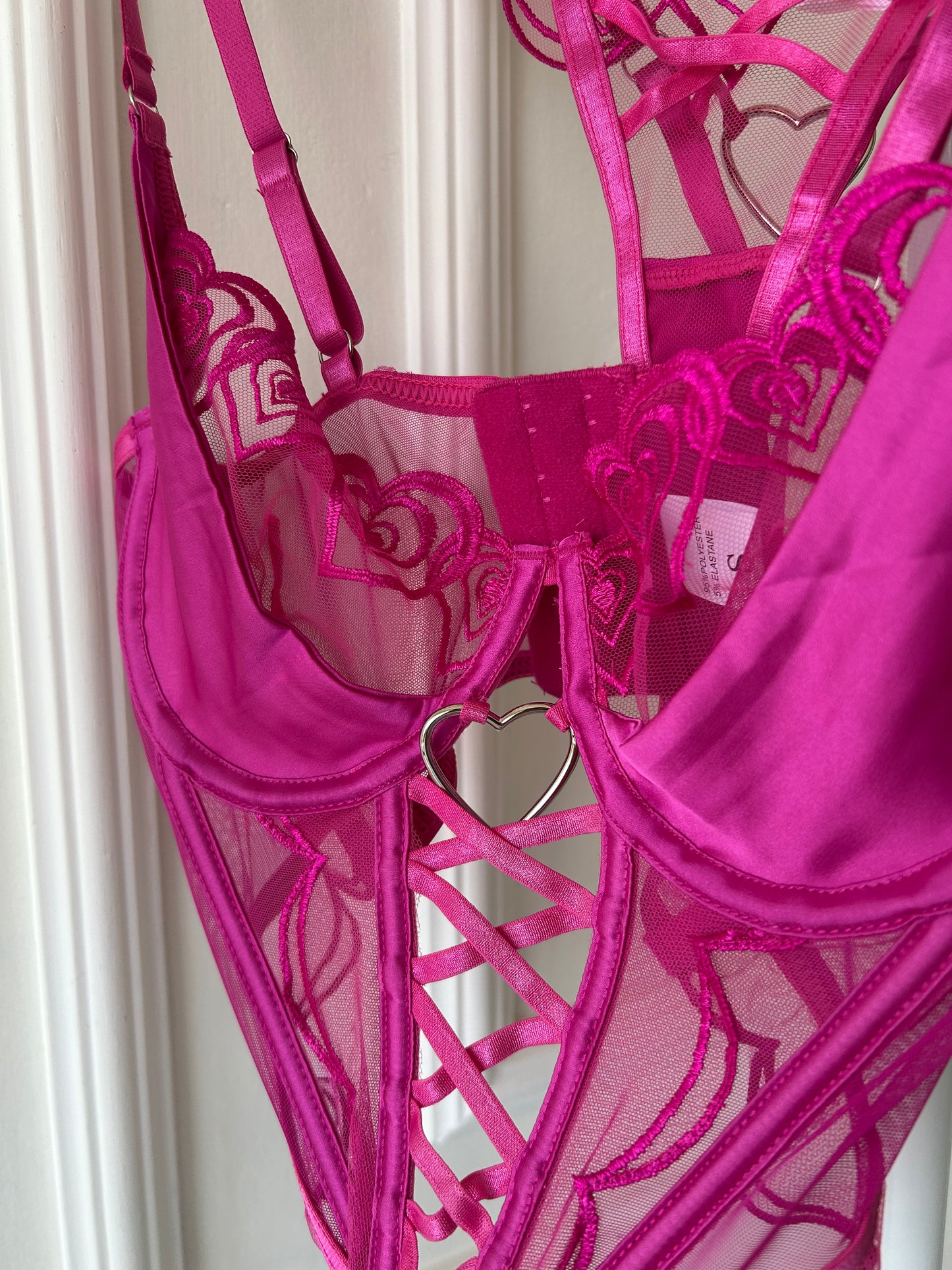 Taline corset set in fushia