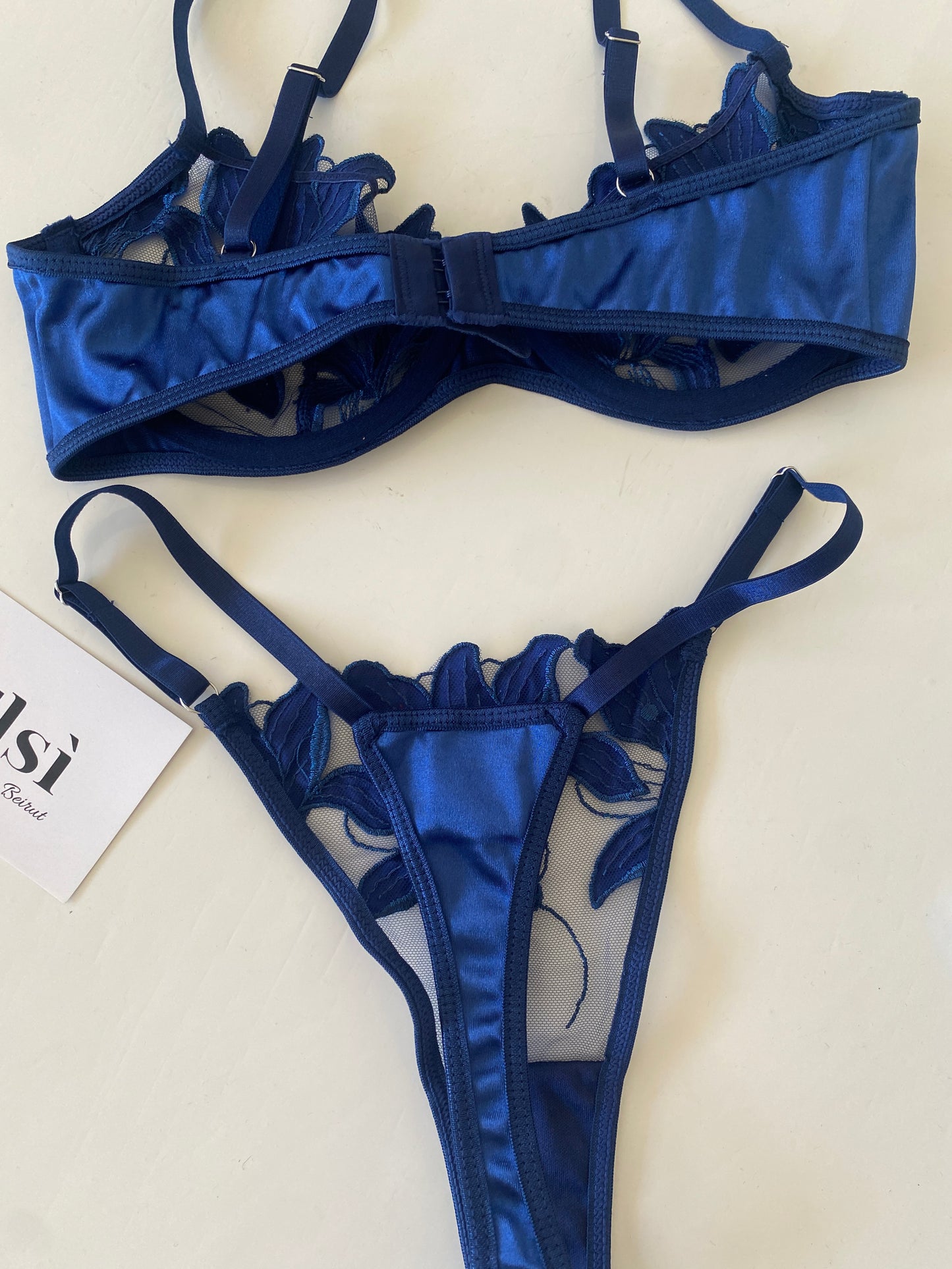 Yasma set in blue