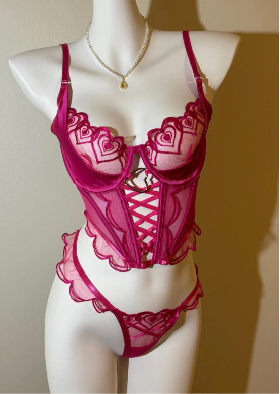 Taline corset set in fushia