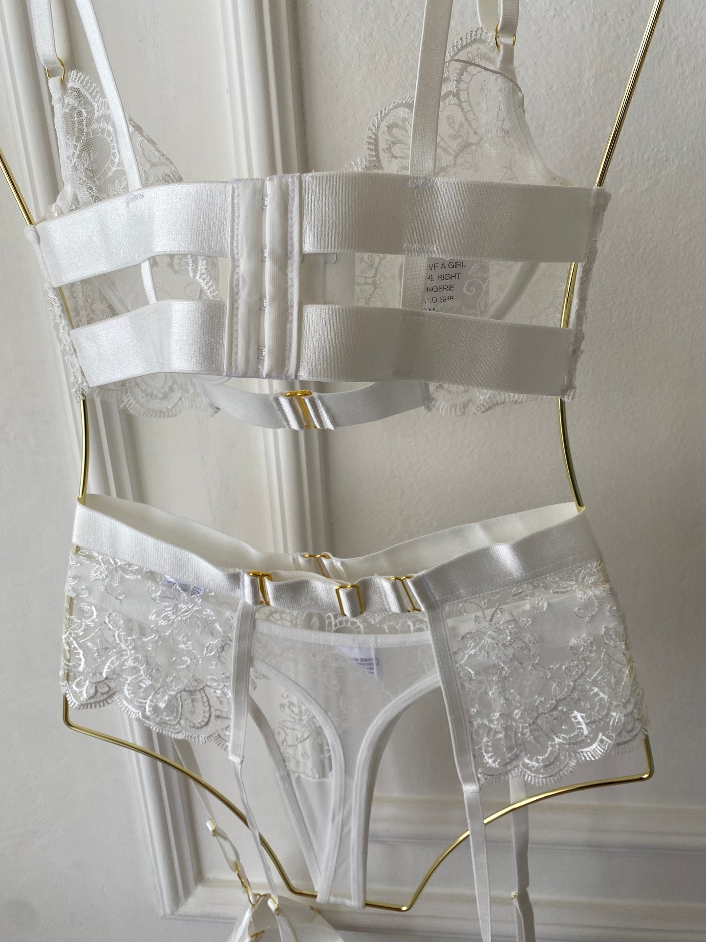 Adriana set in white