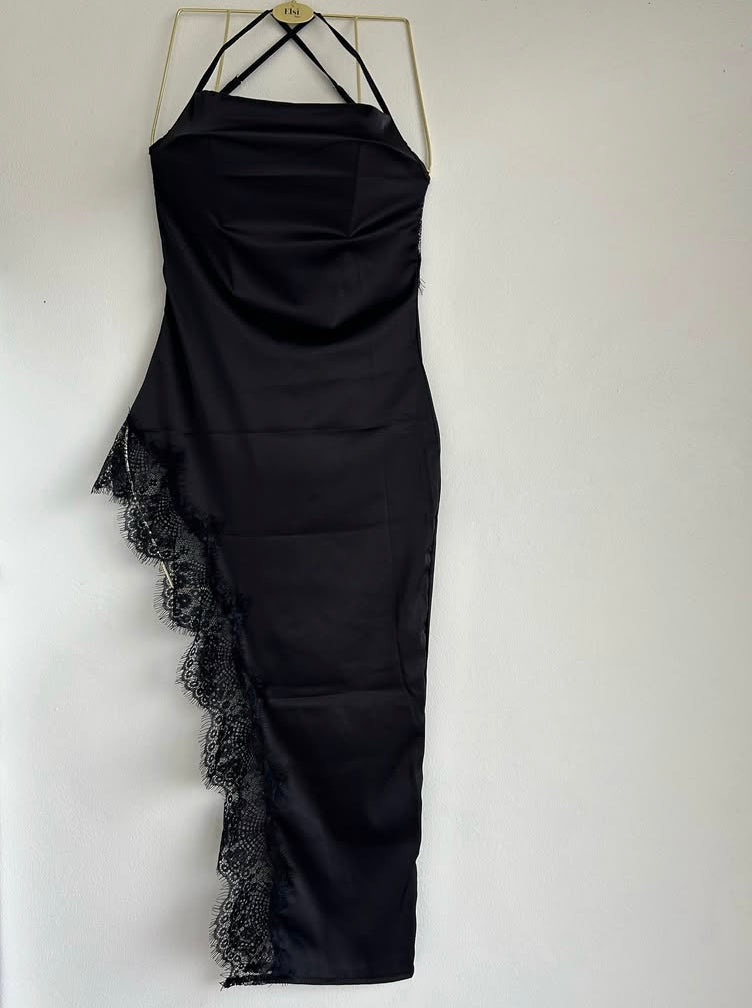 Noni silk dress in black