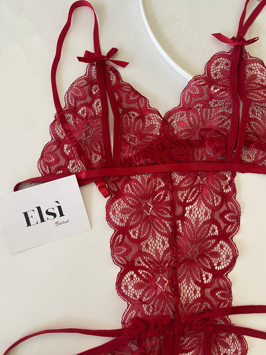 Dila in red